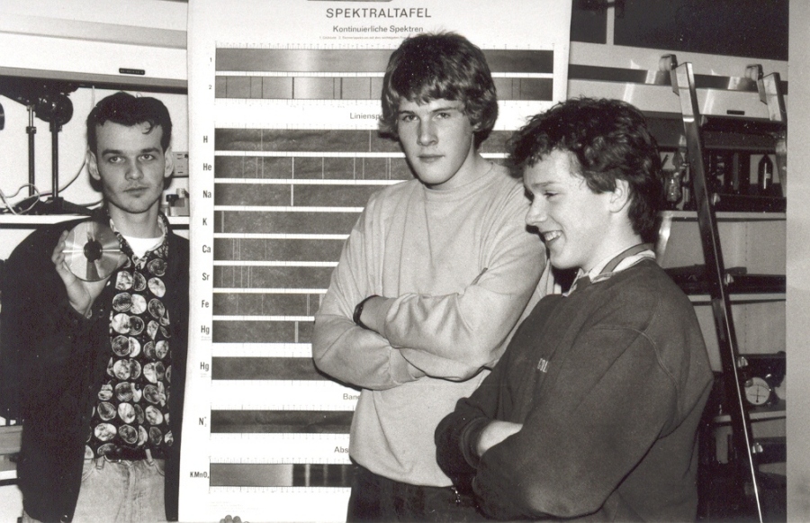 Andreas Goris, Daniel Schlich und Michael Henninghaus in unserer Physik Sammlung