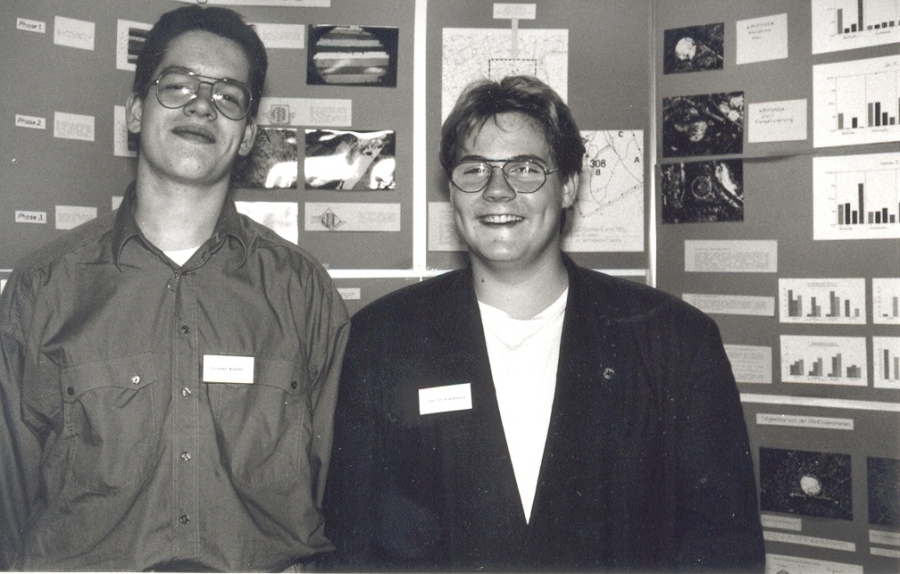Alexander Neubauer und Thorsten Brangenberg stellen ihre Arbeit auf dem Regionalwettbewerb vor