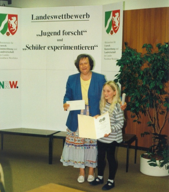 Ronja with Minister for the Environment NRW Bärbel Höhn