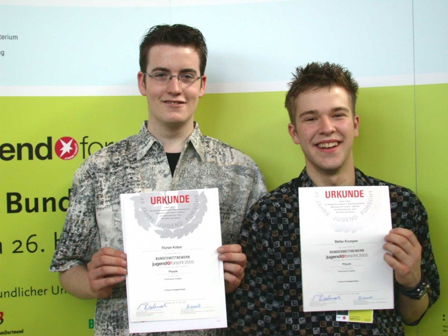 Florian und Stefan wurden auf Bundesebene mit dem 5. Platz Physik ausgezeichnet