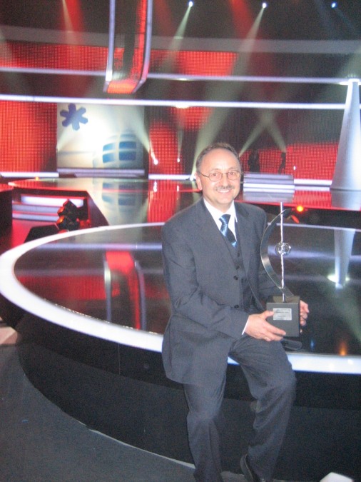 Physiklehrer Walter Stein wird als Ideenmacher 2006 ausgezeichnet