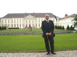 Walter Stein - Schloss Bellevue