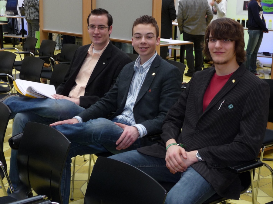 Unsere Bundespreisträger Florian Kotzur (2005) und Tobias Kaufmann und Michael Schmitz (2008) zu Gast auf dem Regionalwettbewerb