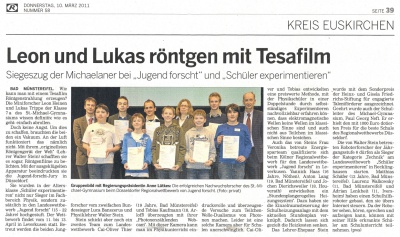 Leon und Lukas röntgen mit Tesafilm
