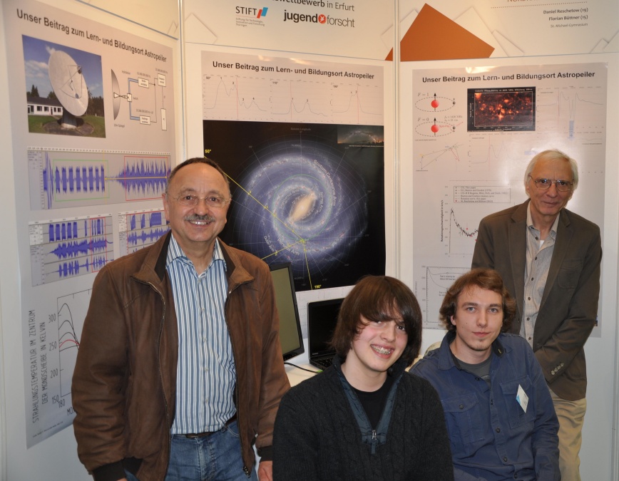Florian and Daniel with their supervisors Walter Stein and Horst-Günter Thum at the national competition