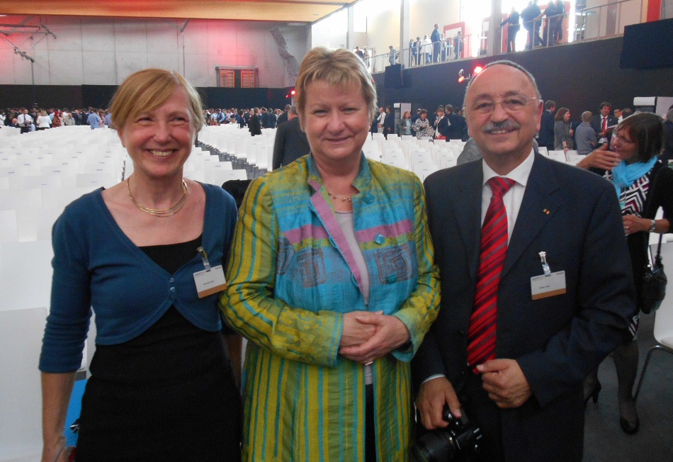 Supervisors Veronika and Walter Stein with Sylvia Löhrmann, Minister for Schools and Continuing Training NRW